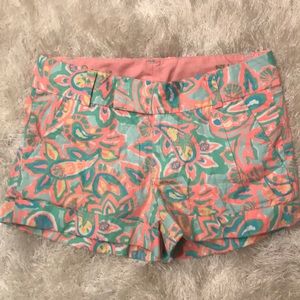 FREE when bundled! lilly pulitzer shorts sz 2!